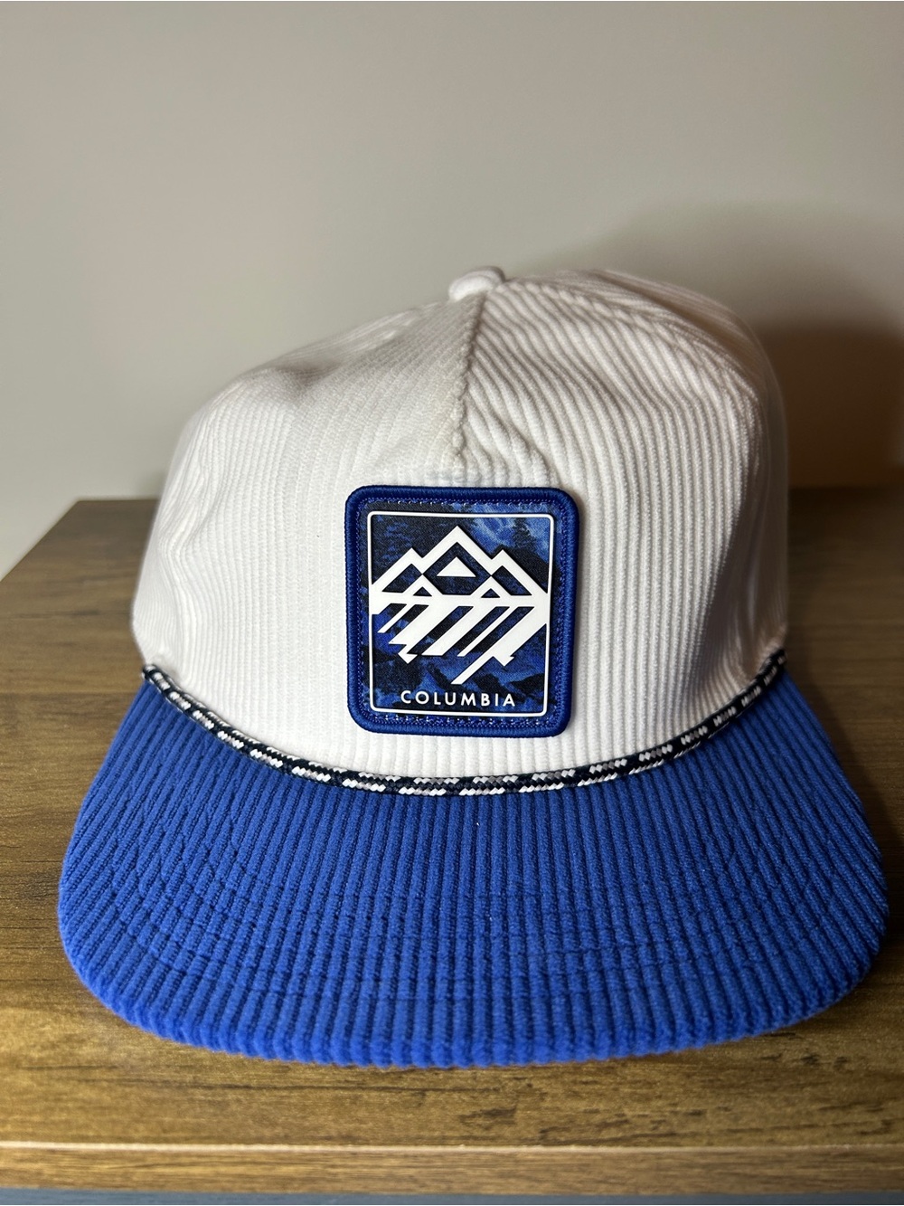 (NWT) Columbia Packsaddle Corduroy Snapback Hat Unisex OSFM Retro Cap